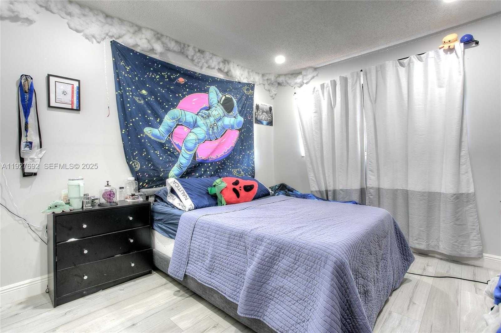 Small Image of 13351 SOUTH WEST 59TH TER, Miami Number 7