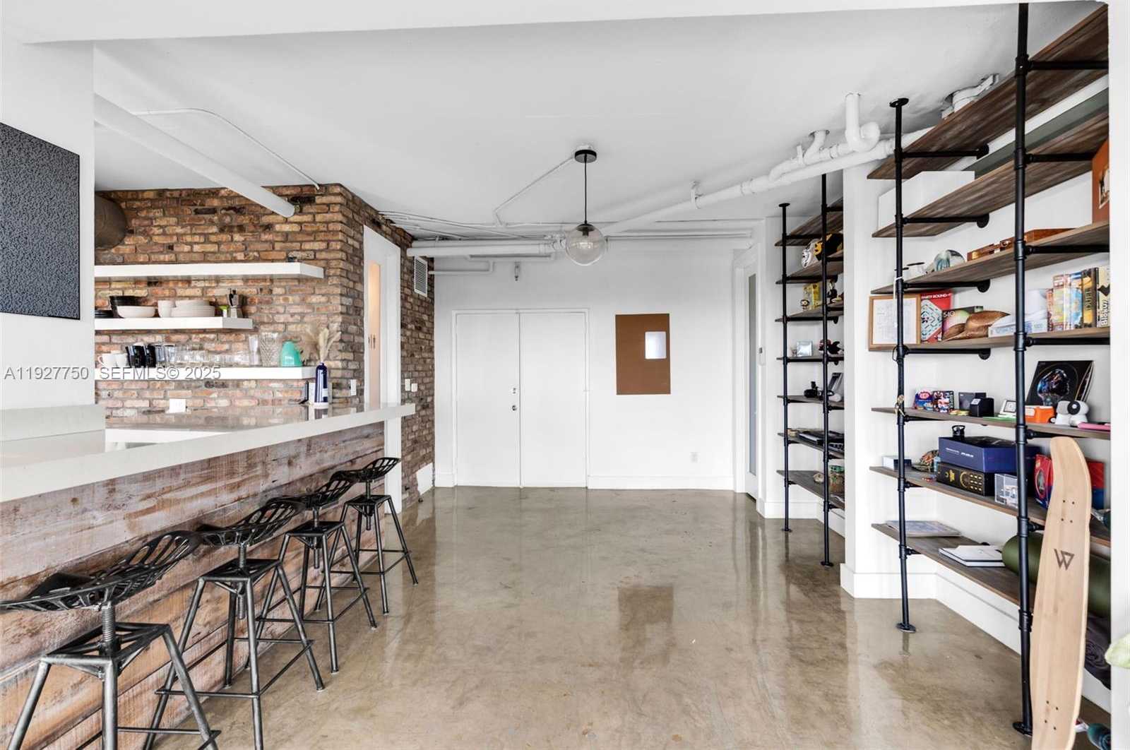 Small Image of 5701 BISCAYNE BLVD #PH-9, Miami Number 16