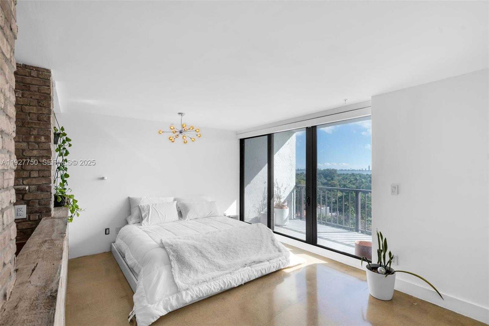 Small Image of 5701 BISCAYNE BLVD #PH-9, Miami Number 18