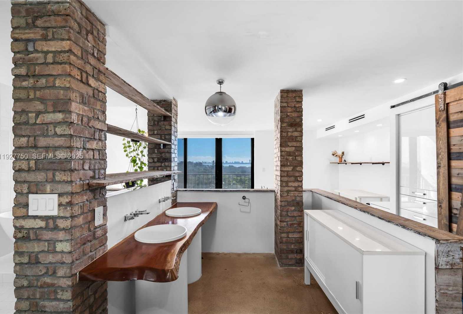 Small Image of 5701 BISCAYNE BLVD #PH-9, Miami Number 25