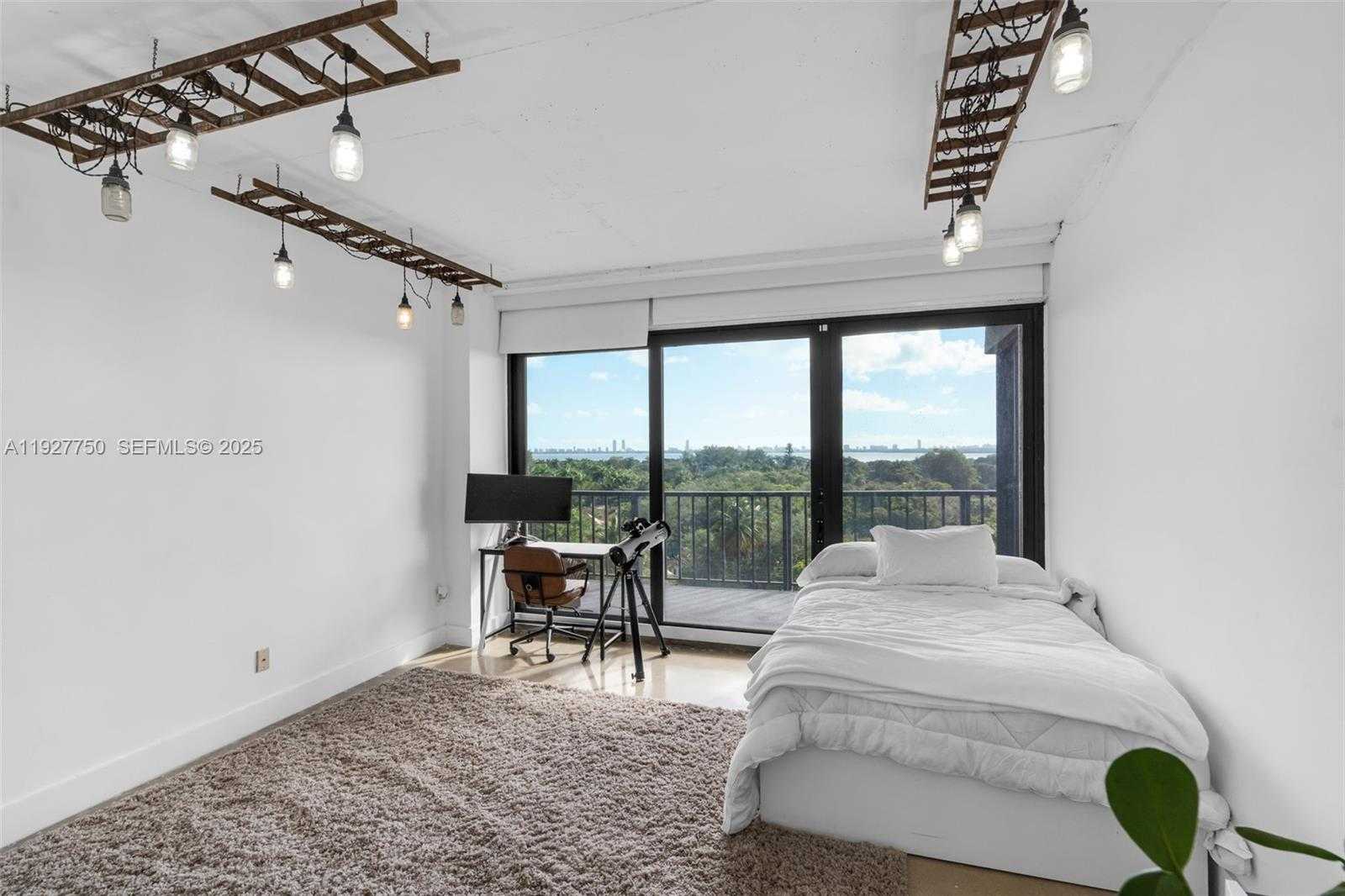 Small Image of 5701 BISCAYNE BLVD #PH-9, Miami Number 27