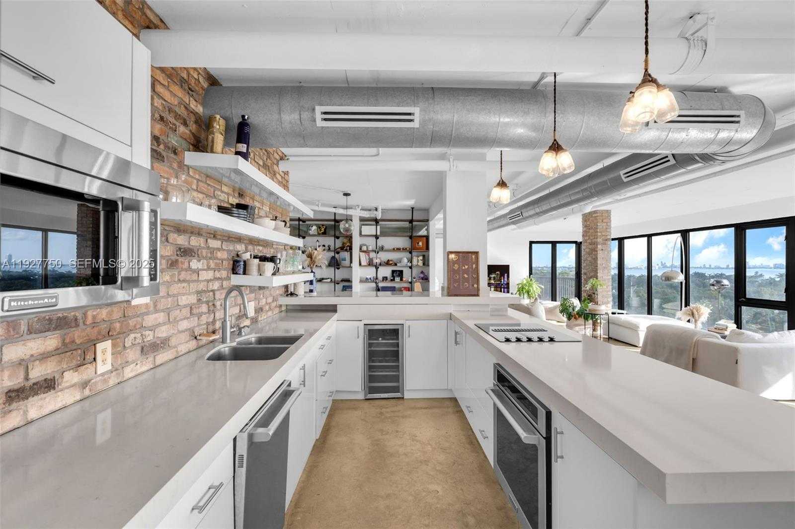 Small Image of 5701 BISCAYNE BLVD #PH-9, Miami Number 3