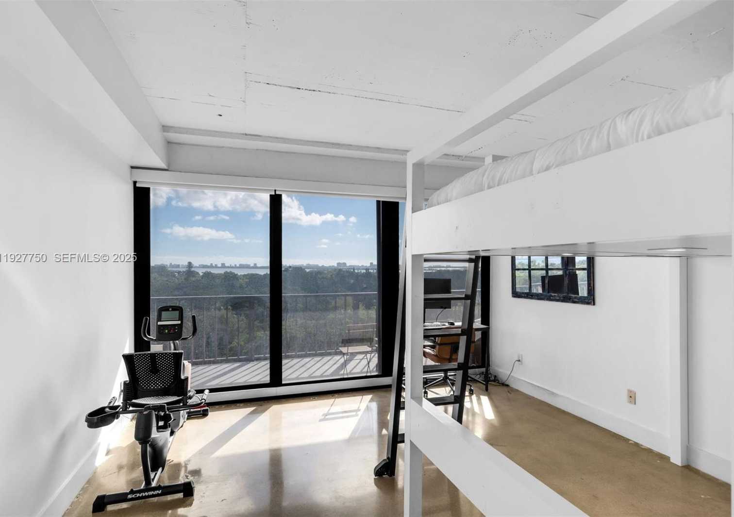 Small Image of 5701 BISCAYNE BLVD #PH-9, Miami Number 30