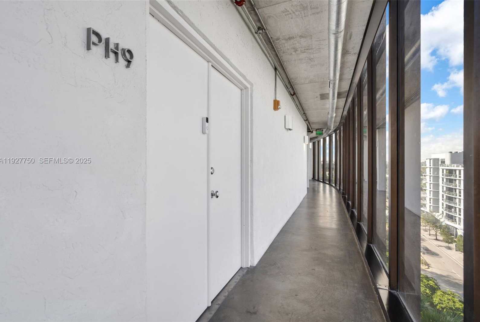 Small Image of 5701 BISCAYNE BLVD #PH-9, Miami Number 34