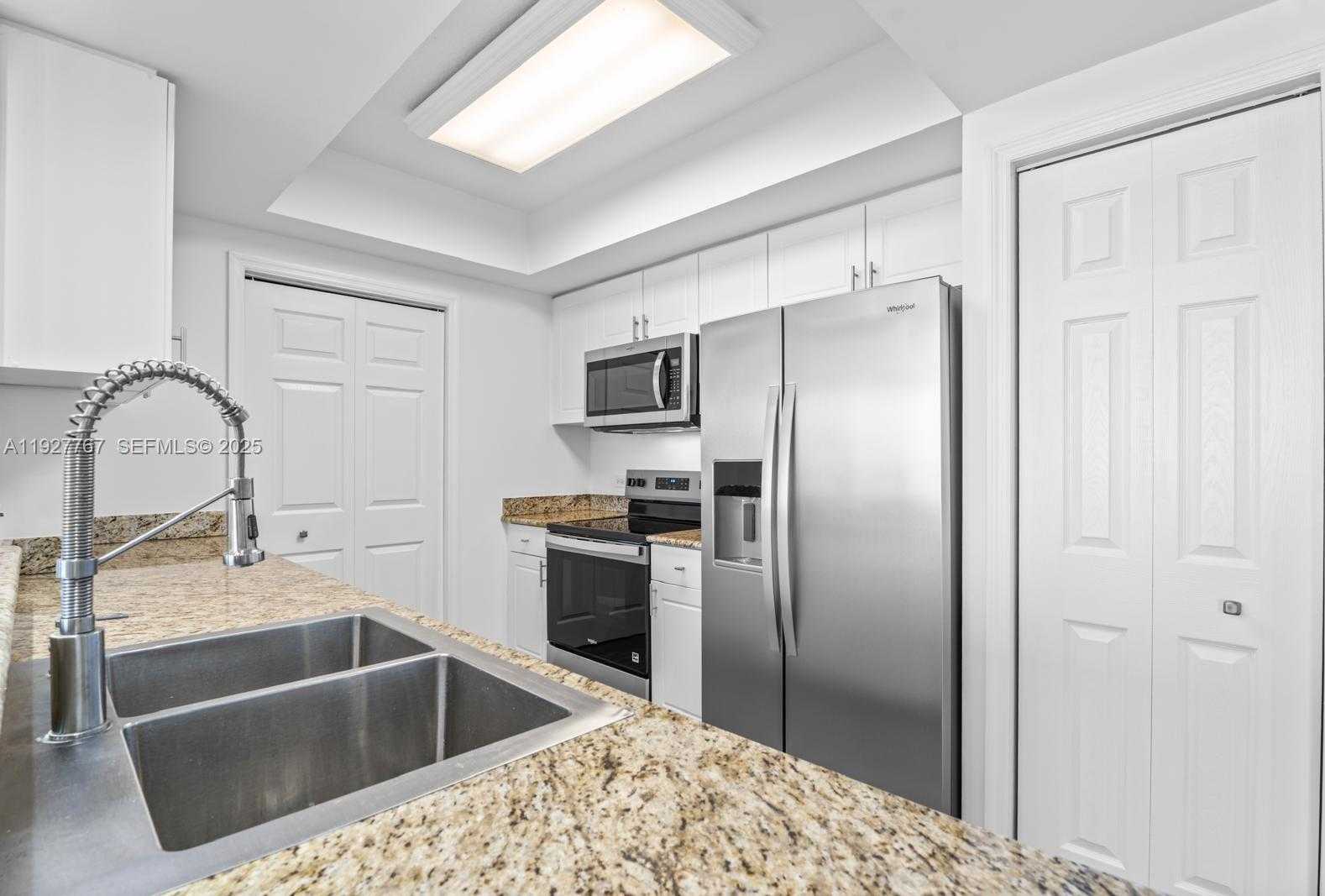 Small Image of 19501 WEST COUNTRY CLUB DR #1710, Aventura Number 10