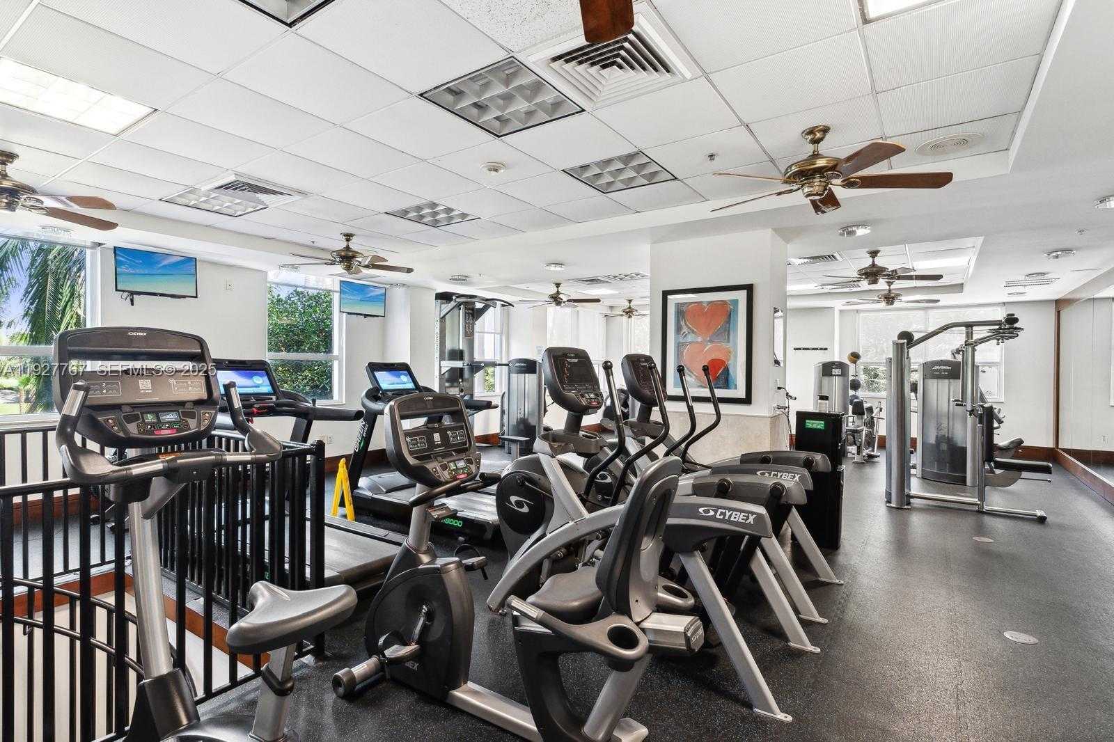 Small Image of 19501 WEST COUNTRY CLUB DR #1710, Aventura Number 27