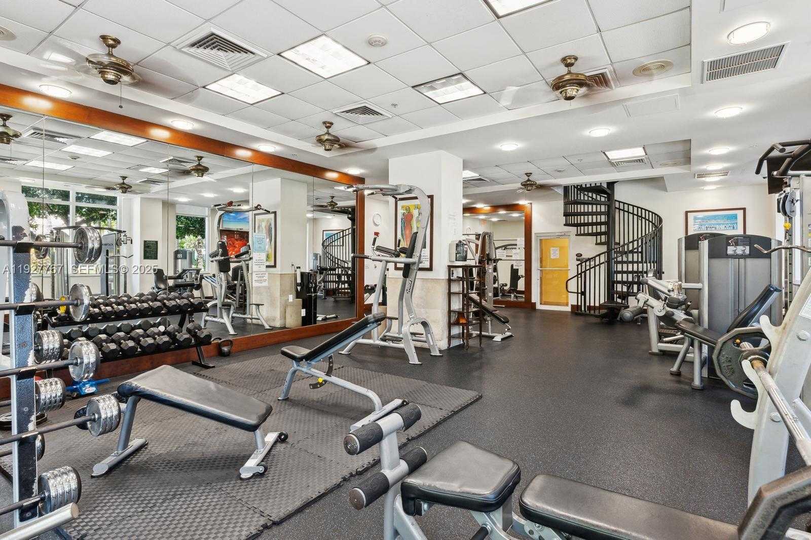 Small Image of 19501 WEST COUNTRY CLUB DR #1710, Aventura Number 28