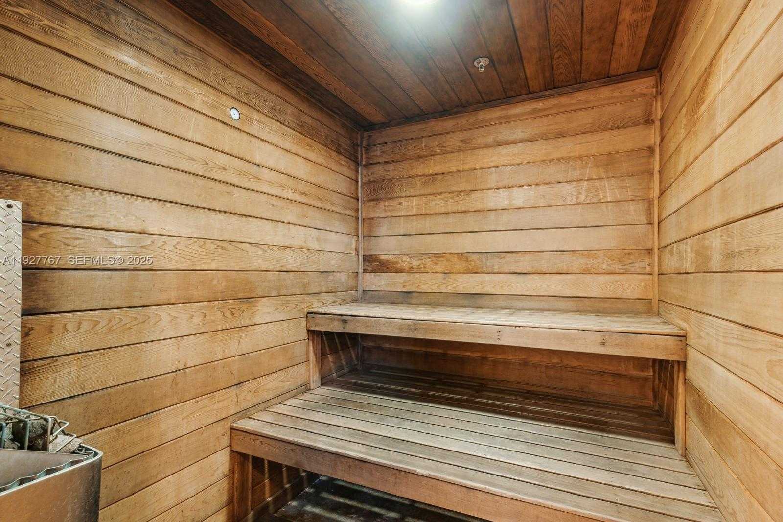 Small Image of 19501 WEST COUNTRY CLUB DR #1710, Aventura Number 29