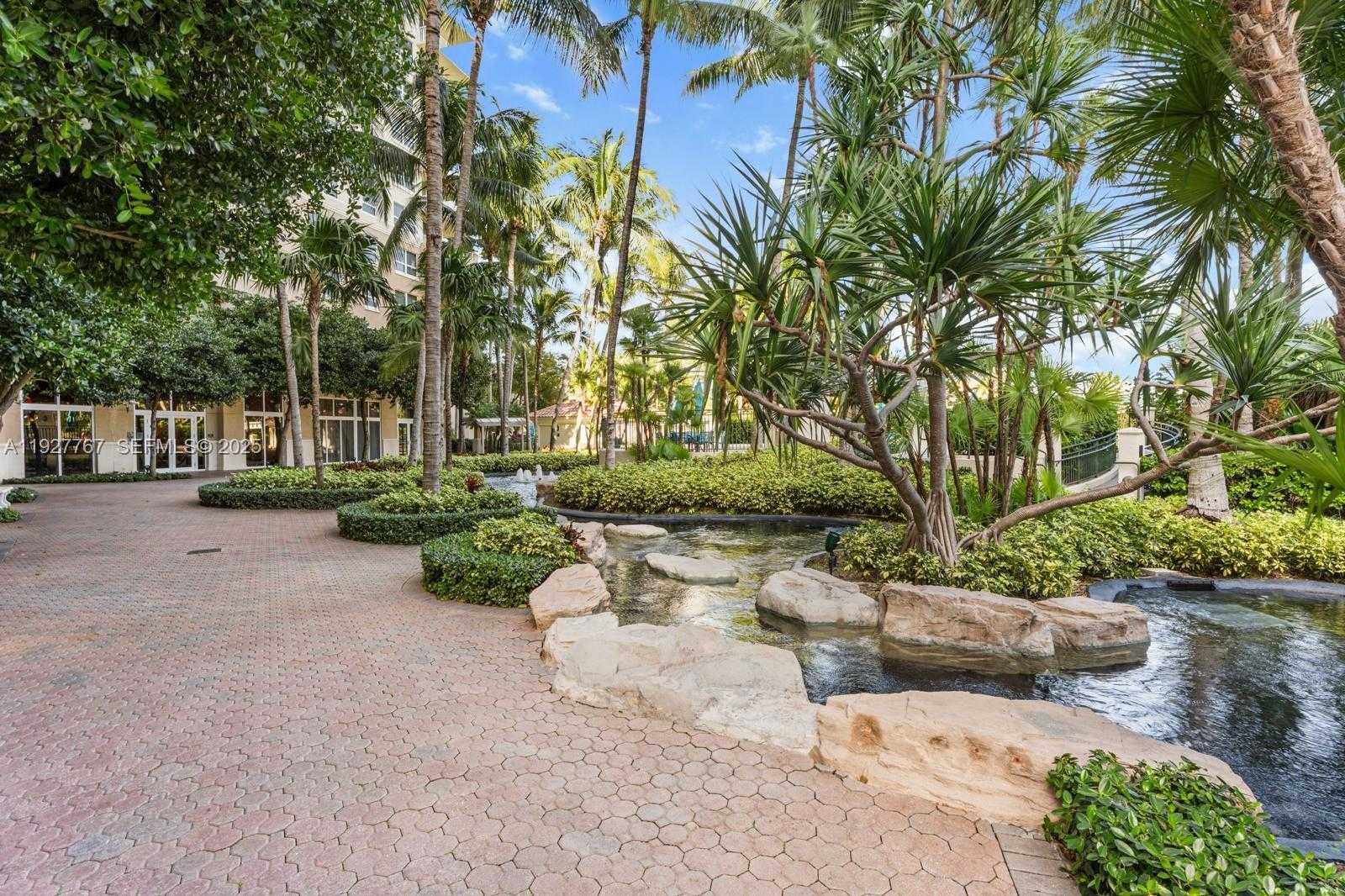 Small Image of 19501 WEST COUNTRY CLUB DR #1710, Aventura Number 37