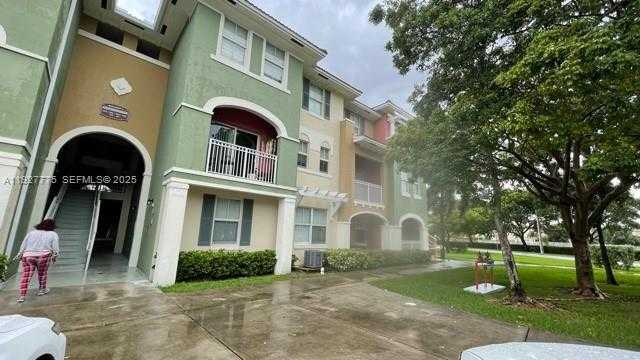 Small Image of 11201 NORTH WEST 83RD ST #205, Doral Number 25