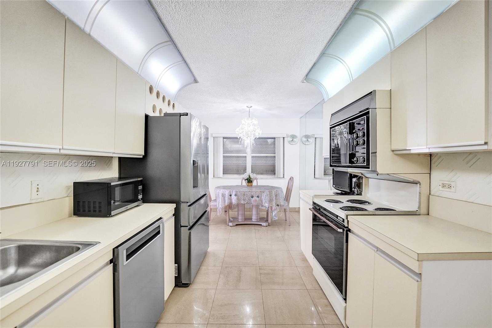 Small Image of 1201 SOUTH OCEAN DR #1601S, Hollywood Number 13