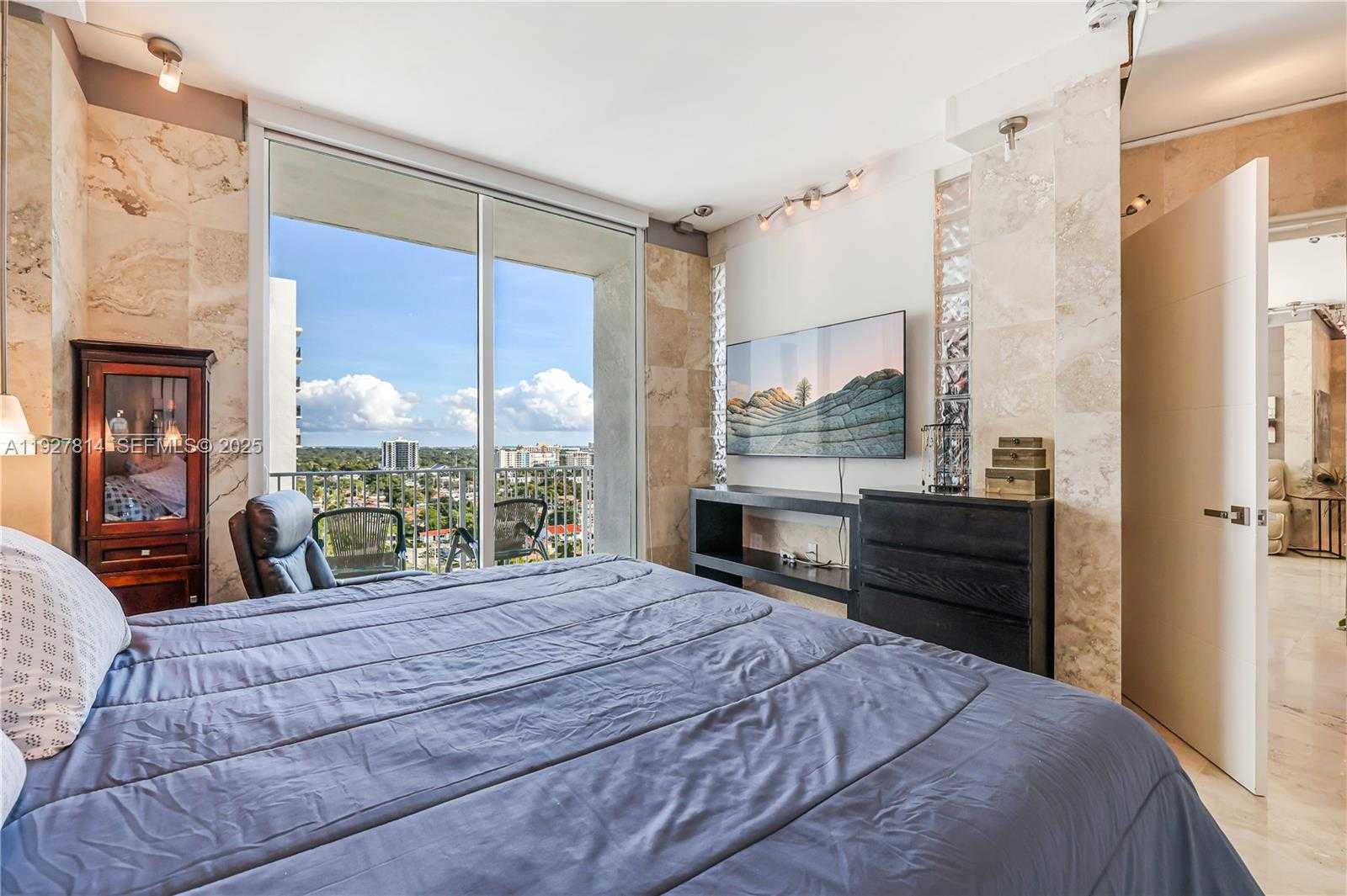 Small Image of 3180 SOUTH WEST 22ND TER #PH201, Miami Number 21