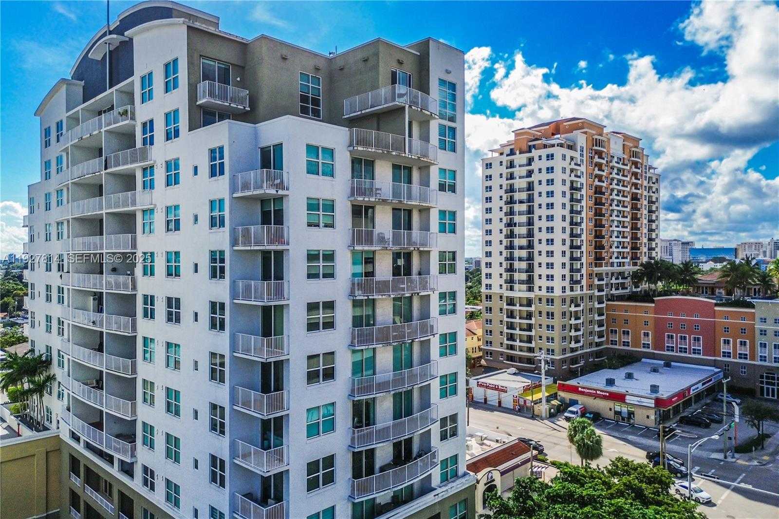 Small Image of 3180 SOUTH WEST 22ND TER #PH201, Miami Number 40