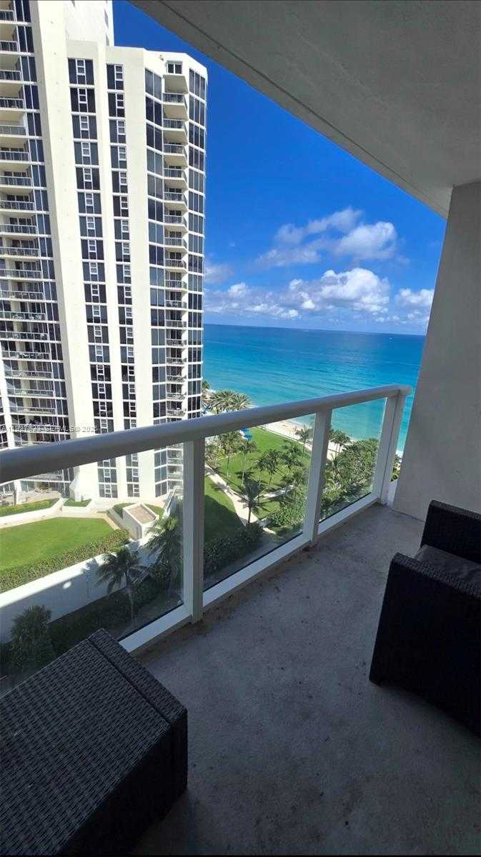 Small Image of 19201 COLLINS AVE #1124, Sunny Isles Beach Number 1