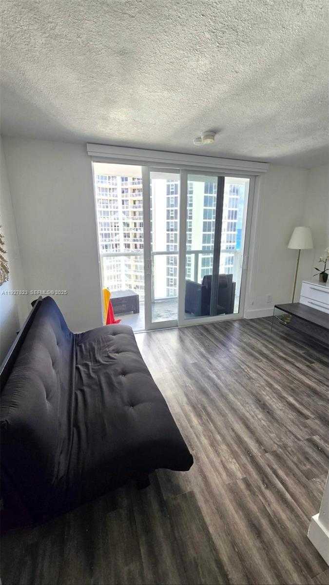 Small Image of 19201 COLLINS AVE #1124, Sunny Isles Beach Number 7