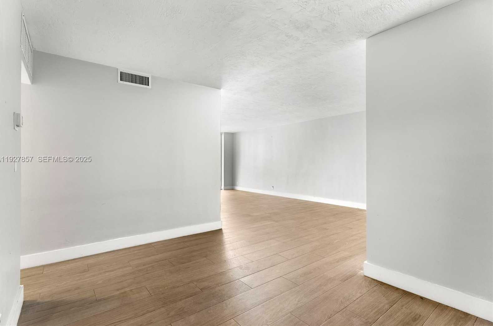 Imagen de Pequeño Objeto