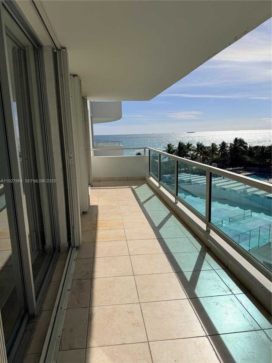 Small Image of 5151 COLLINS AVE #730 + DEN, Miami Beach Number 17