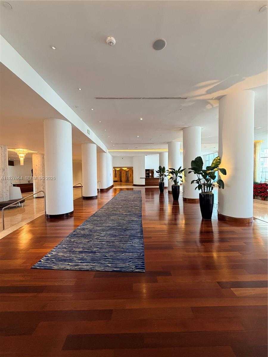 Small Image of 5151 COLLINS AVE #730 + DEN, Miami Beach Number 31