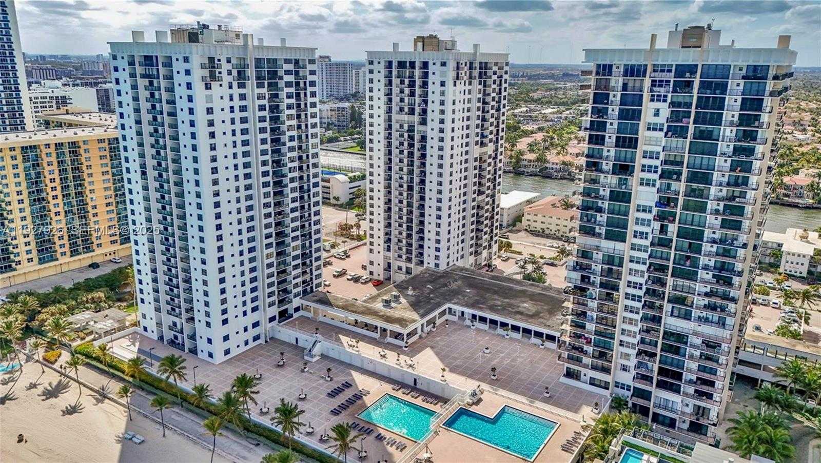 Imagen de Pequeño Objeto