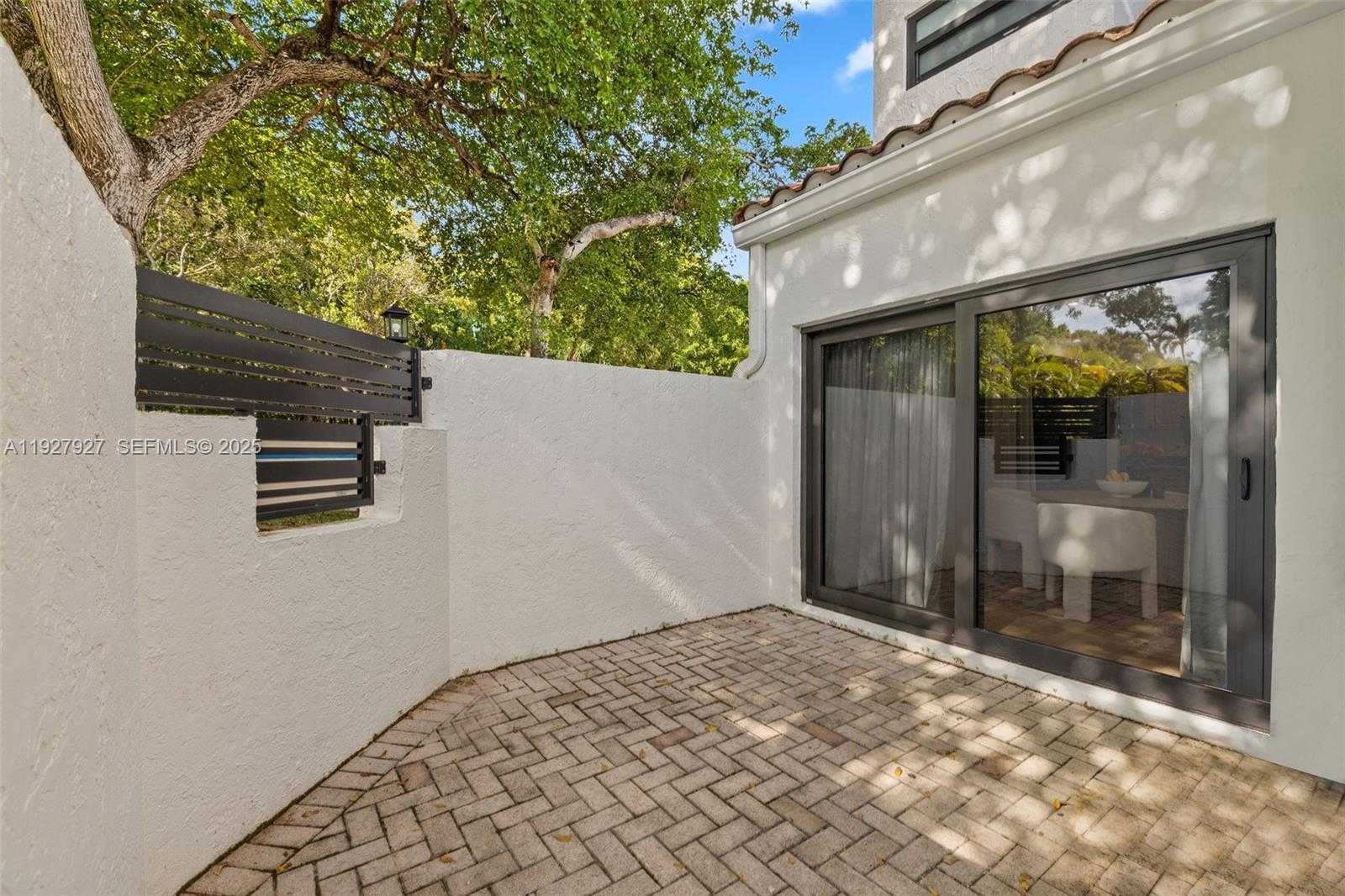 Small Image of 21216 HARBOR WAY #158-15, Aventura Number 39