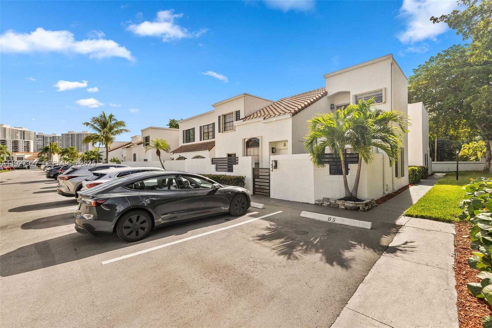 Small Image of 21216 HARBOR WAY #158-15, Aventura Number 41