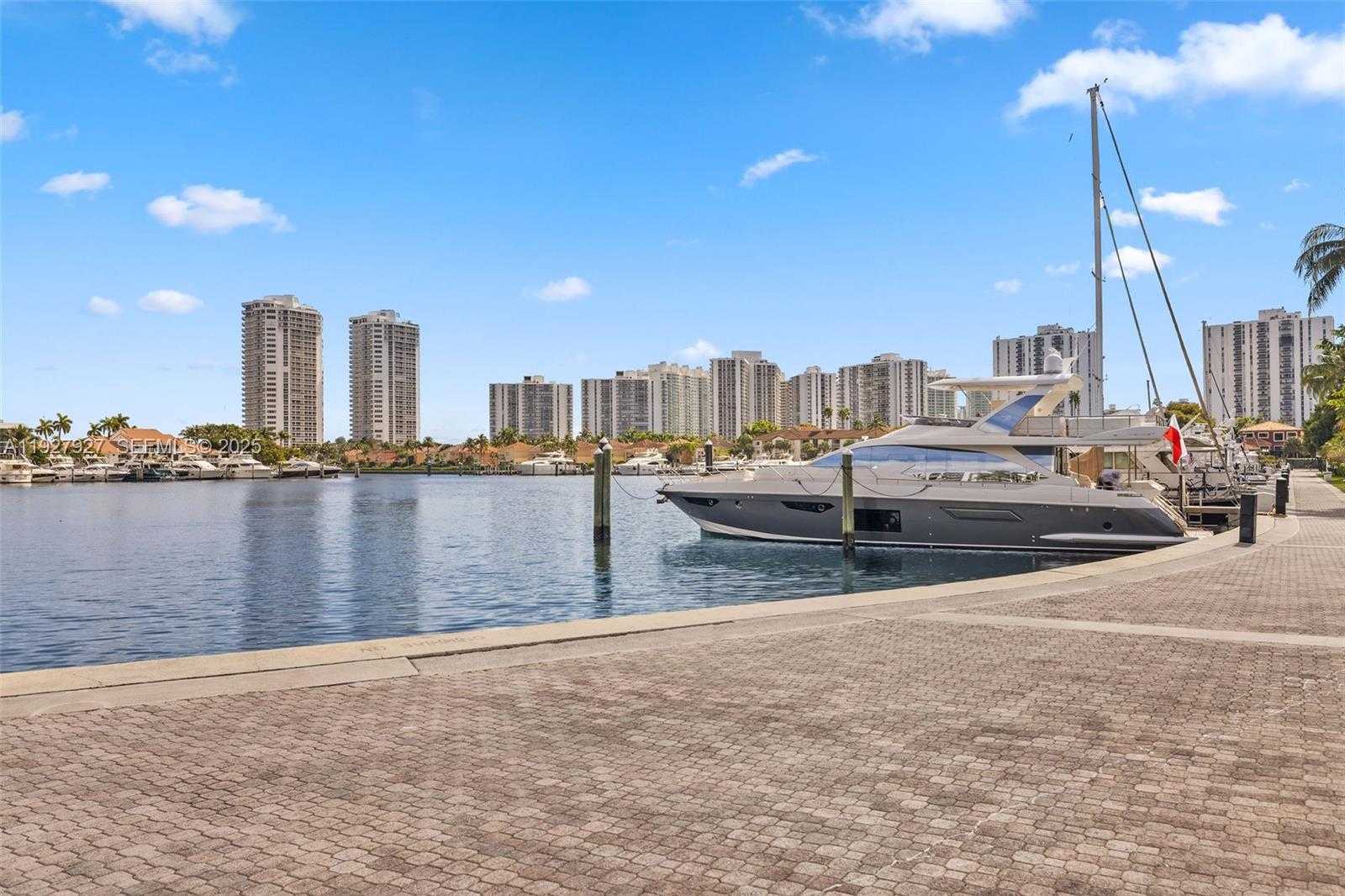 Small Image of 21216 HARBOR WAY #158-15, Aventura Number 45