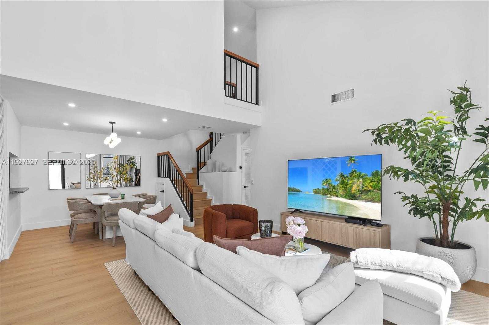 Small Image of 21216 HARBOR WAY #158-15, Aventura Number 6