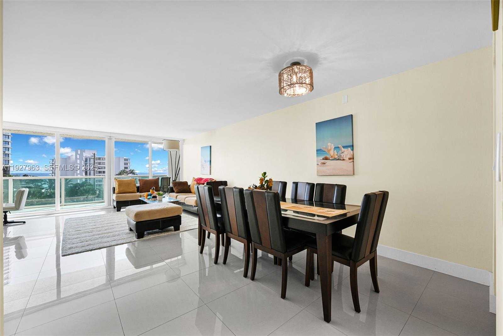 Small Image of 100 BAYVIEW DR #606, Sunny Isles Beach Number 16