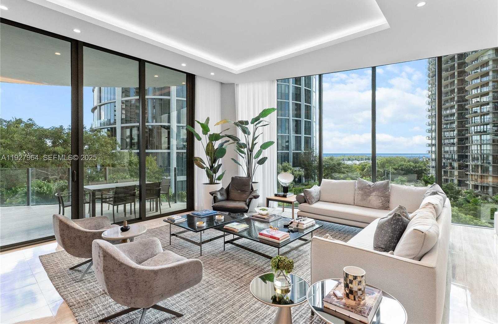 Small Image of 2821 SOUTH BAYSHORE DR #5A, Miami Number 2