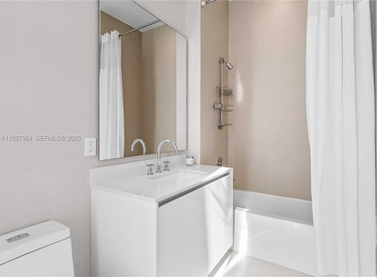 Small Image of 2821 SOUTH BAYSHORE DR #5A, Miami Number 30