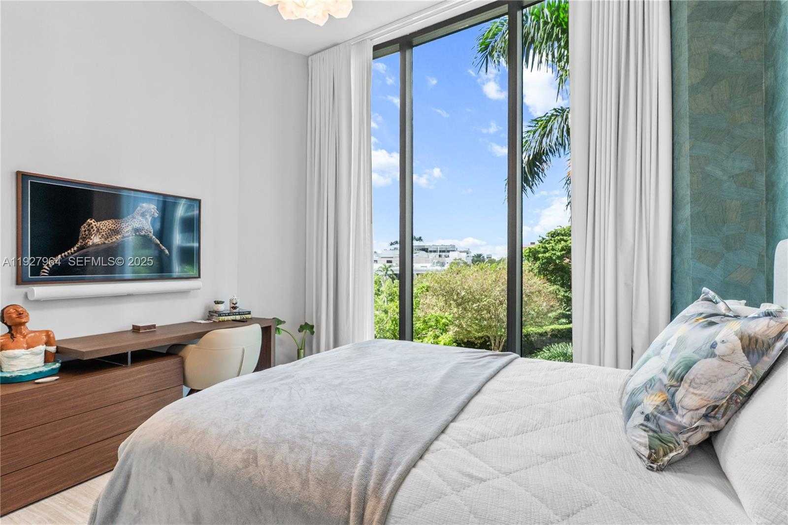 Small Image of 2821 SOUTH BAYSHORE DR #5A, Miami Number 32