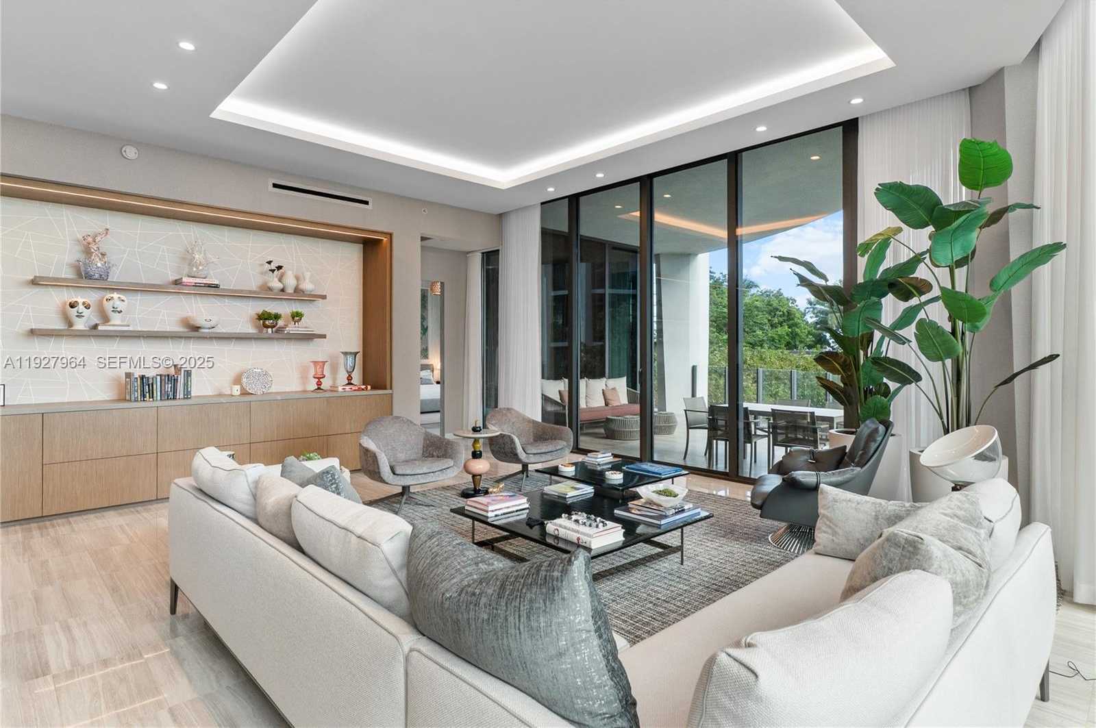 Small Image of 2821 SOUTH BAYSHORE DR #5A, Miami Number 4