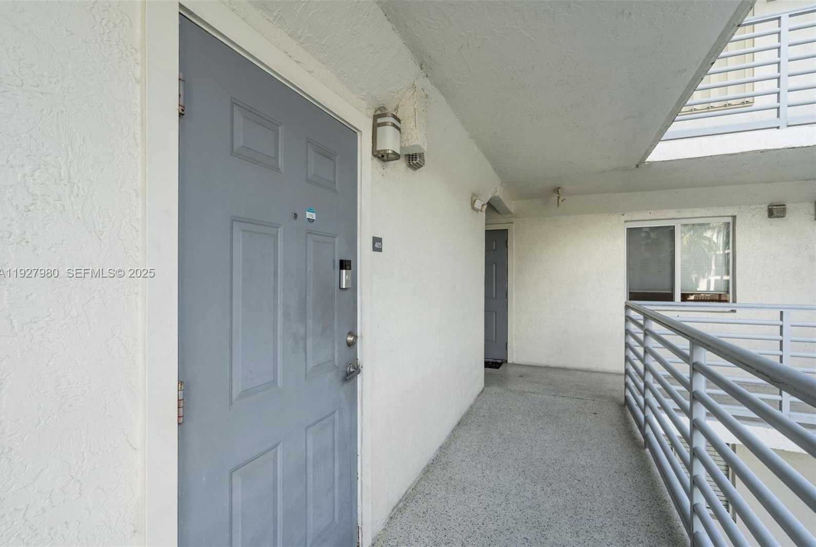 Small Image of 1401 BAY RD #405, Miami Beach Number 21
