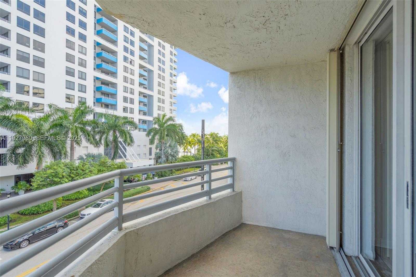 Small Image of 1401 BAY RD #405, Miami Beach Number 23