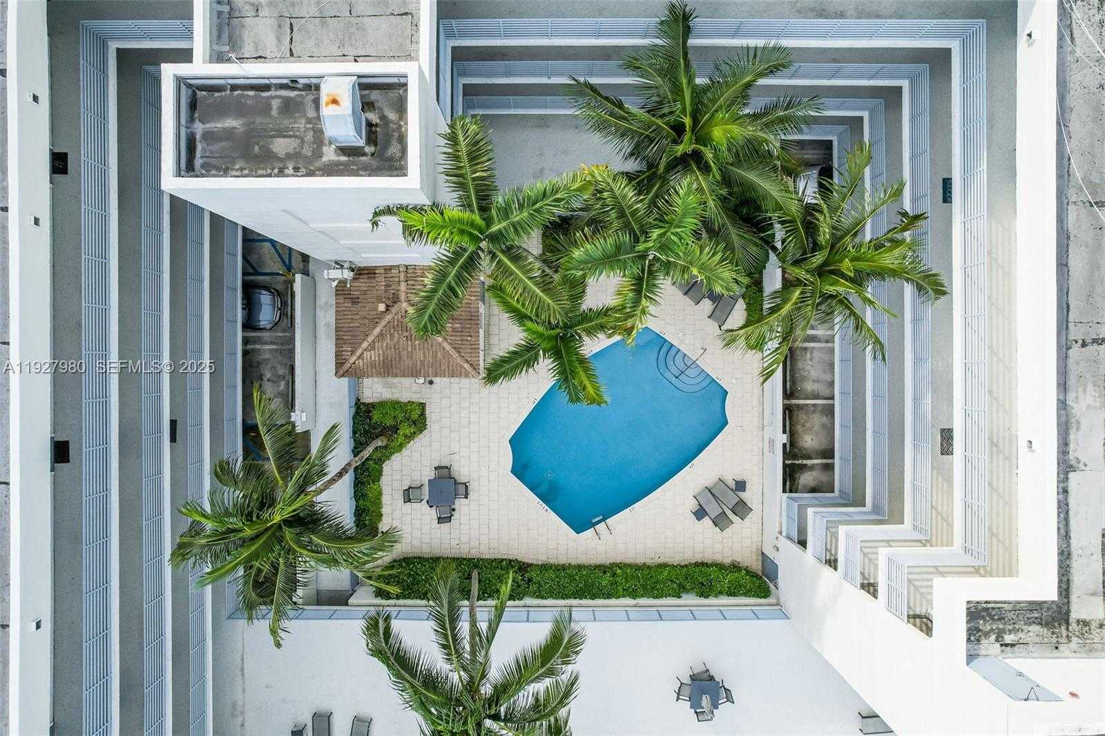 Small Image of 1401 BAY RD #405, Miami Beach Number 25