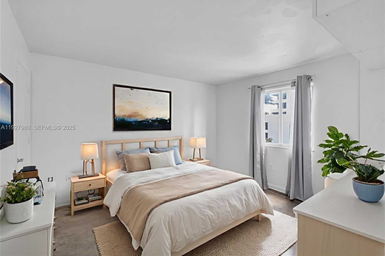 Small Image of 1401 BAY RD #405, Miami Beach Number 6