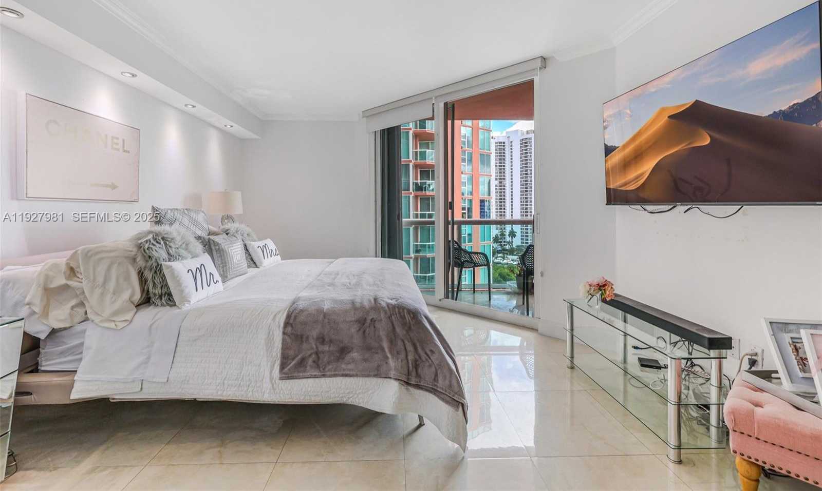 Small Image of 3370 HIDDEN BAY DR #1207, Aventura Number 11