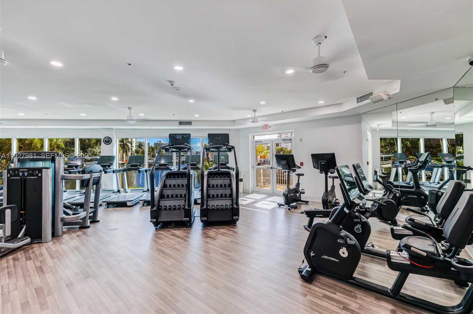 Small Image of 3370 HIDDEN BAY DR #1207, Aventura Number 33