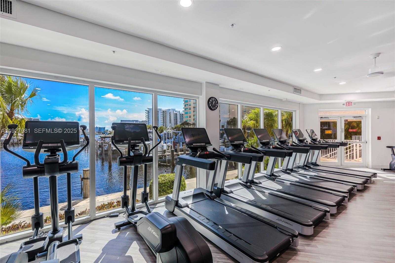 Small Image of 3370 HIDDEN BAY DR #1207, Aventura Number 35