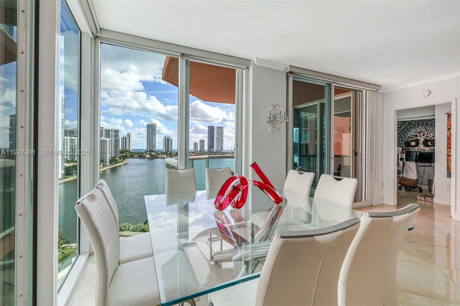 Small Image of 3370 HIDDEN BAY DR #1207, Aventura Number 5