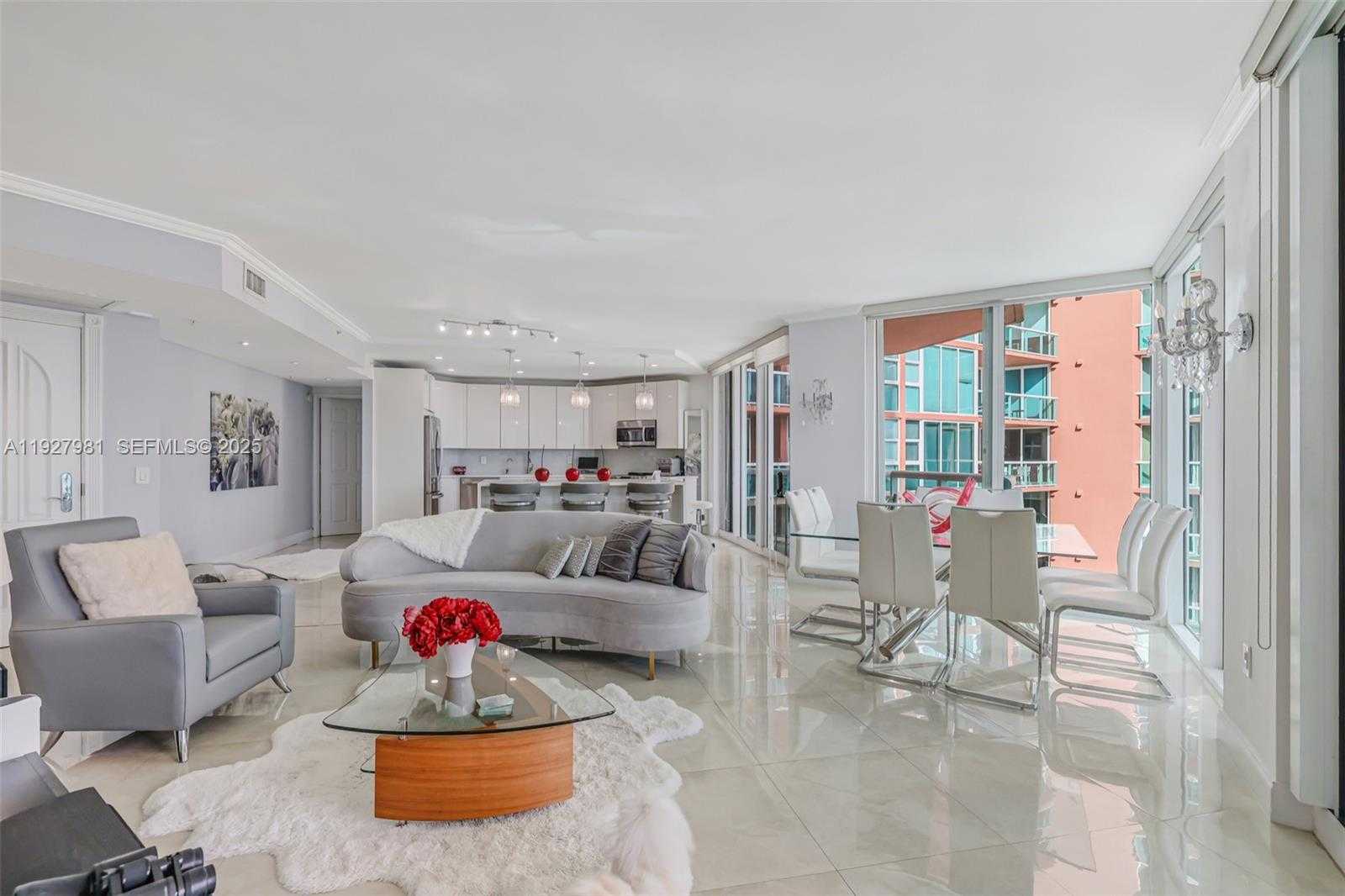 Small Image of 3370 HIDDEN BAY DR #1207, Aventura Number 8