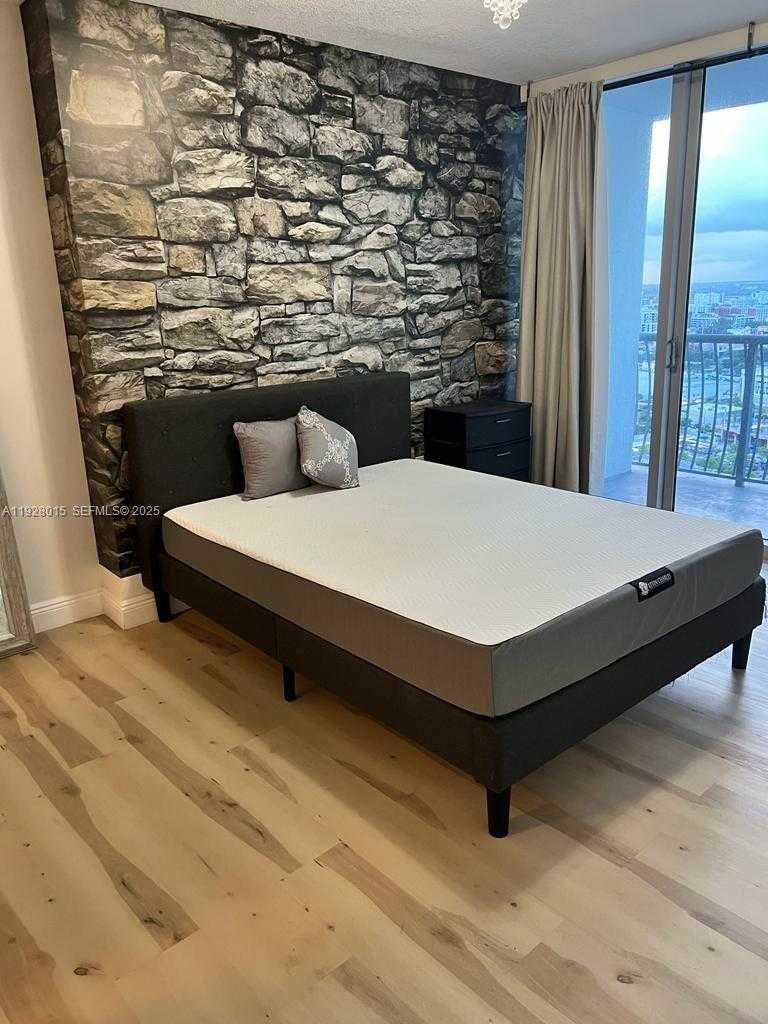 Small Image of 1750 NORTH BAYSHORE DR #3109, Miami Number 12