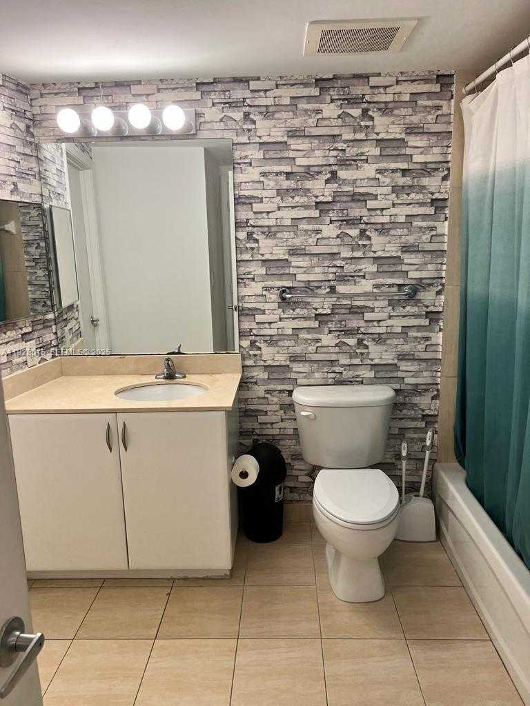 Small Image of 1750 NORTH BAYSHORE DR #3109, Miami Number 16