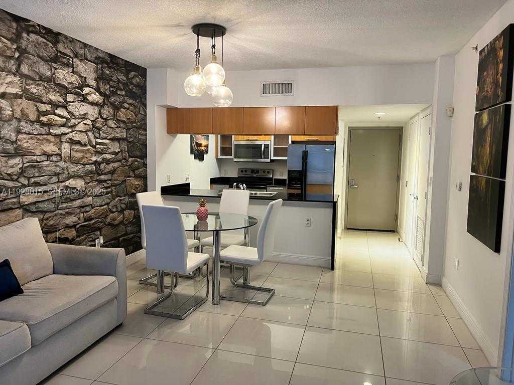 Small Image of 1750 NORTH BAYSHORE DR #3109, Miami Number 3
