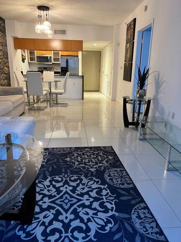 Small Image of 1750 NORTH BAYSHORE DR #3109, Miami Number 7