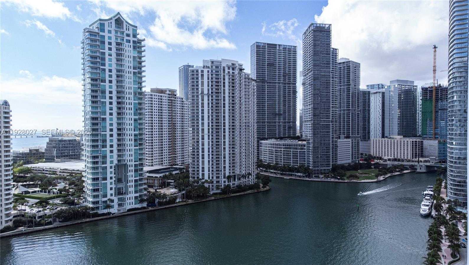 Small Image of 900 BRICKELL KEY BLVD #2002, Miami Number 28