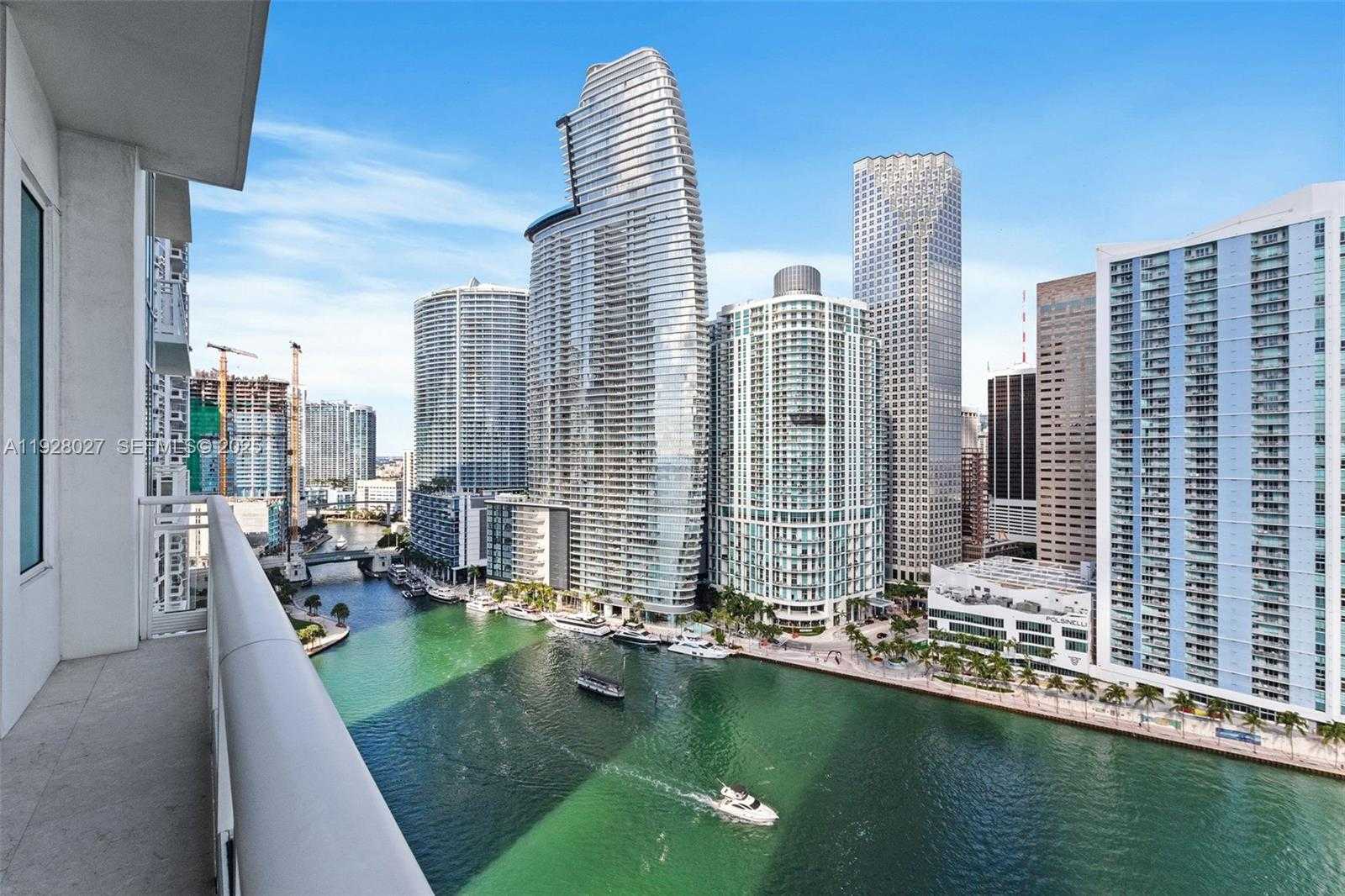 Small Image of 900 BRICKELL KEY BLVD #2002, Miami Number 3