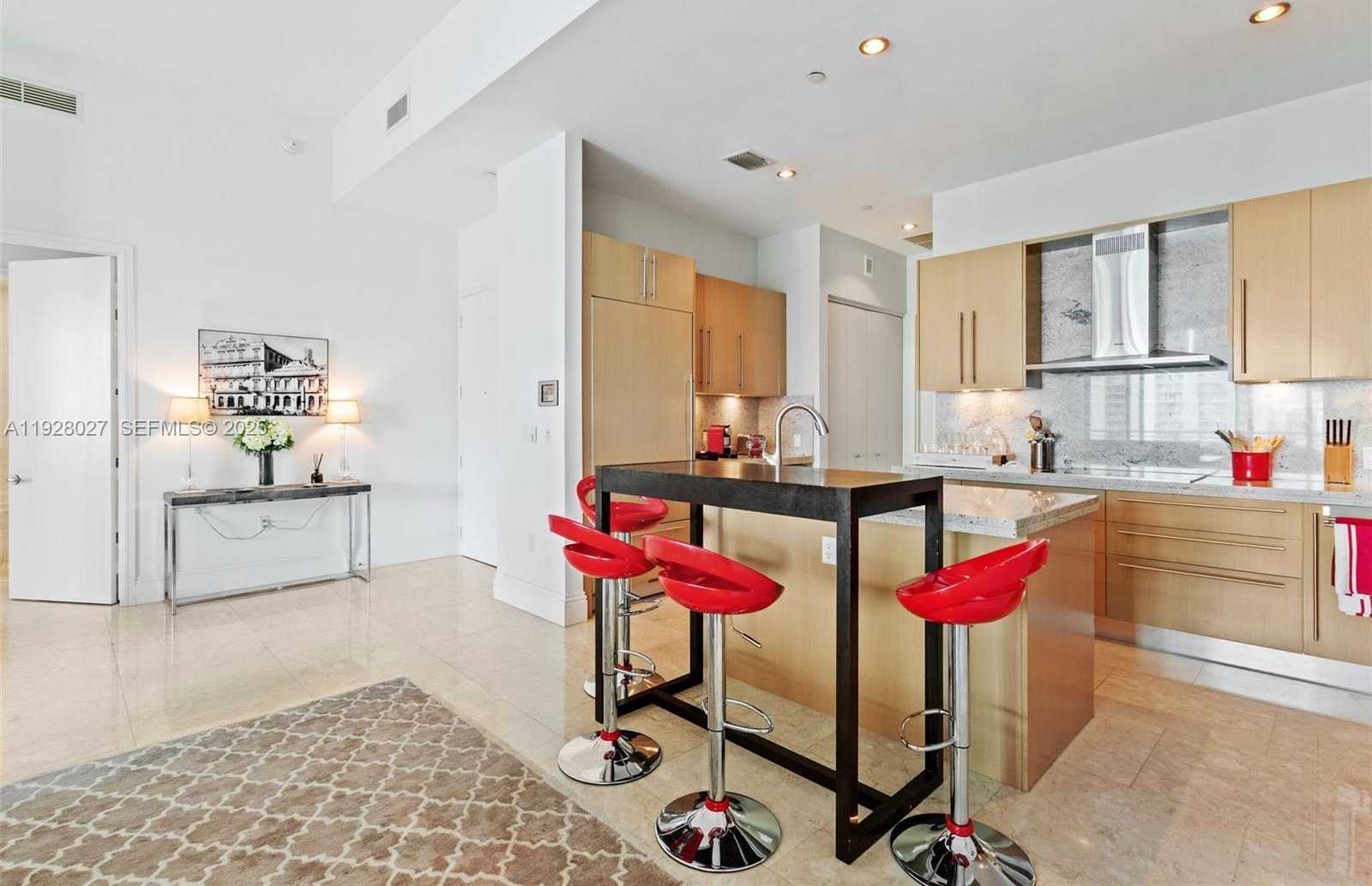 Small Image of 900 BRICKELL KEY BLVD #2002, Miami Number 7