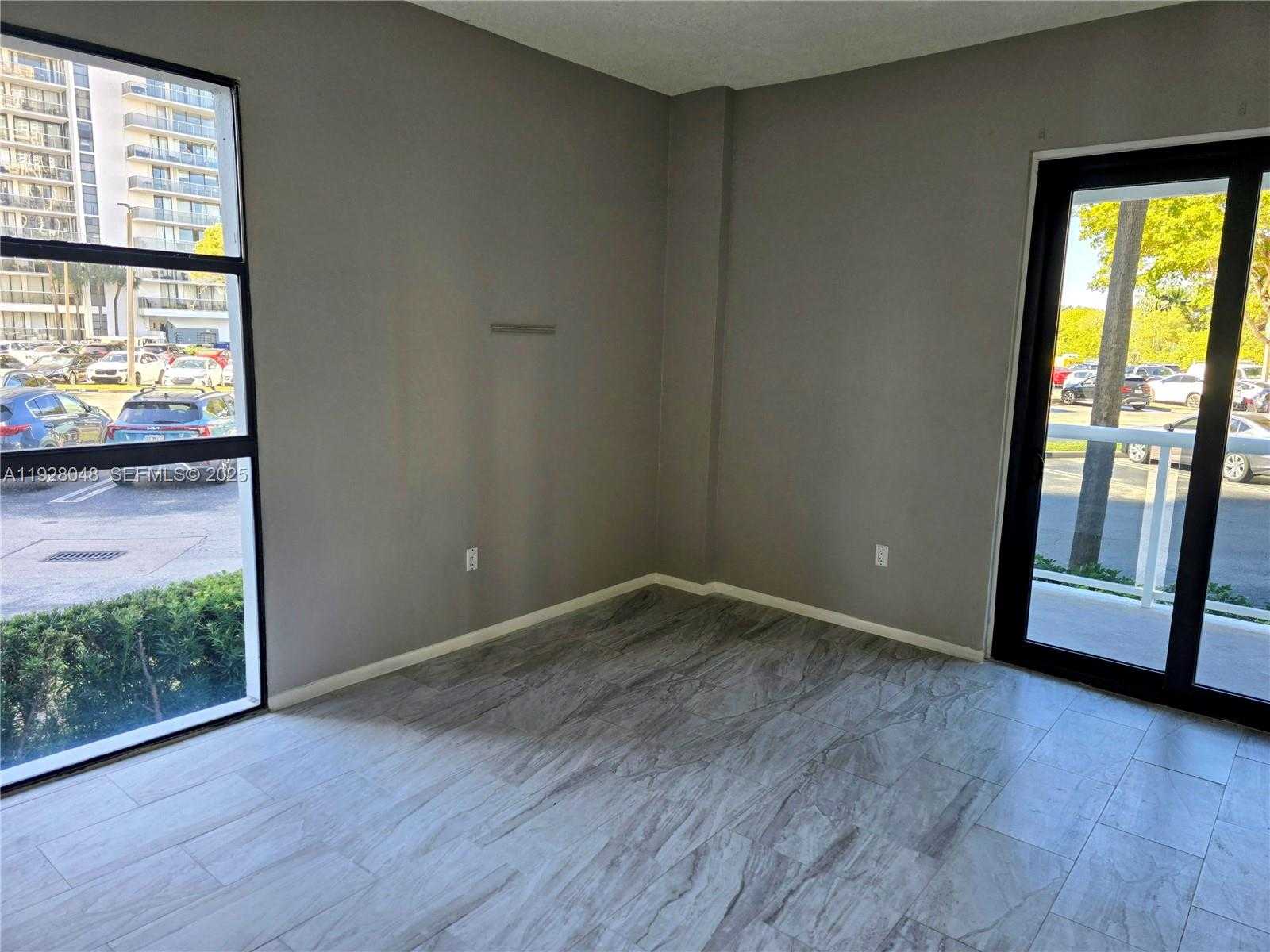 Small Image of 20505 EAST COUNTRY CLUB DR #138, Aventura Number 13