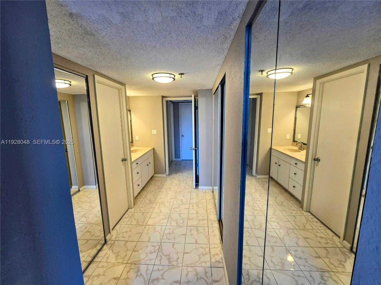 Small Image of 20505 EAST COUNTRY CLUB DR #138, Aventura Number 17